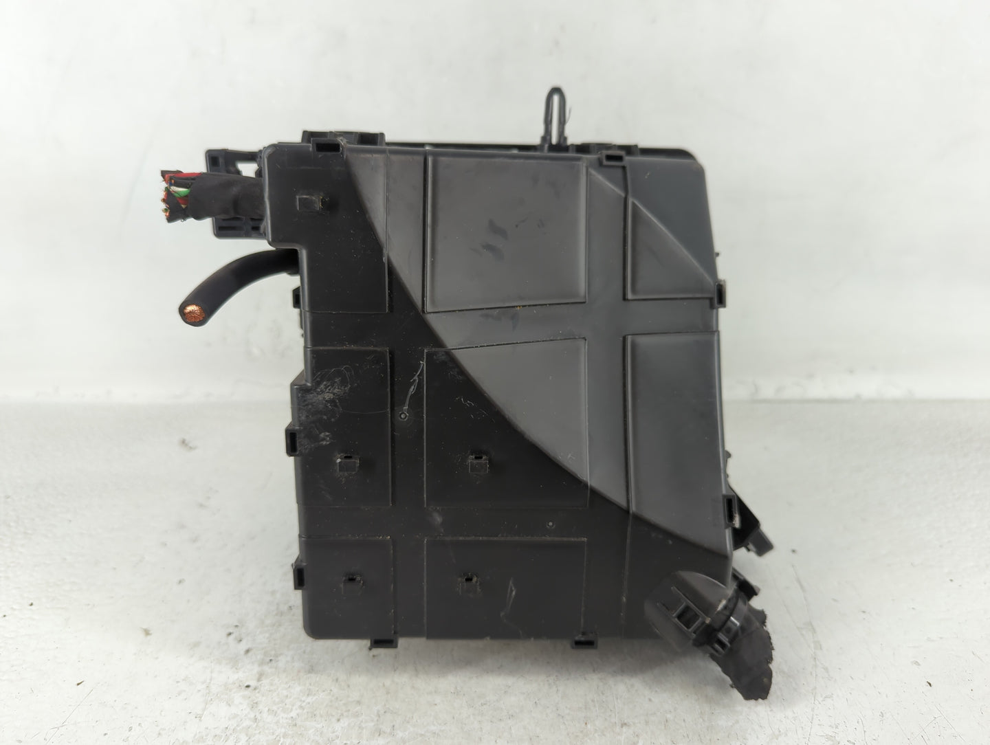 2016-2018 Hyundai Tucson Fusebox Fuse Box Panel Relay Module P/N:N91431-D3202 Fits Fits 2016 2017 2018 OEM Used Auto Parts -