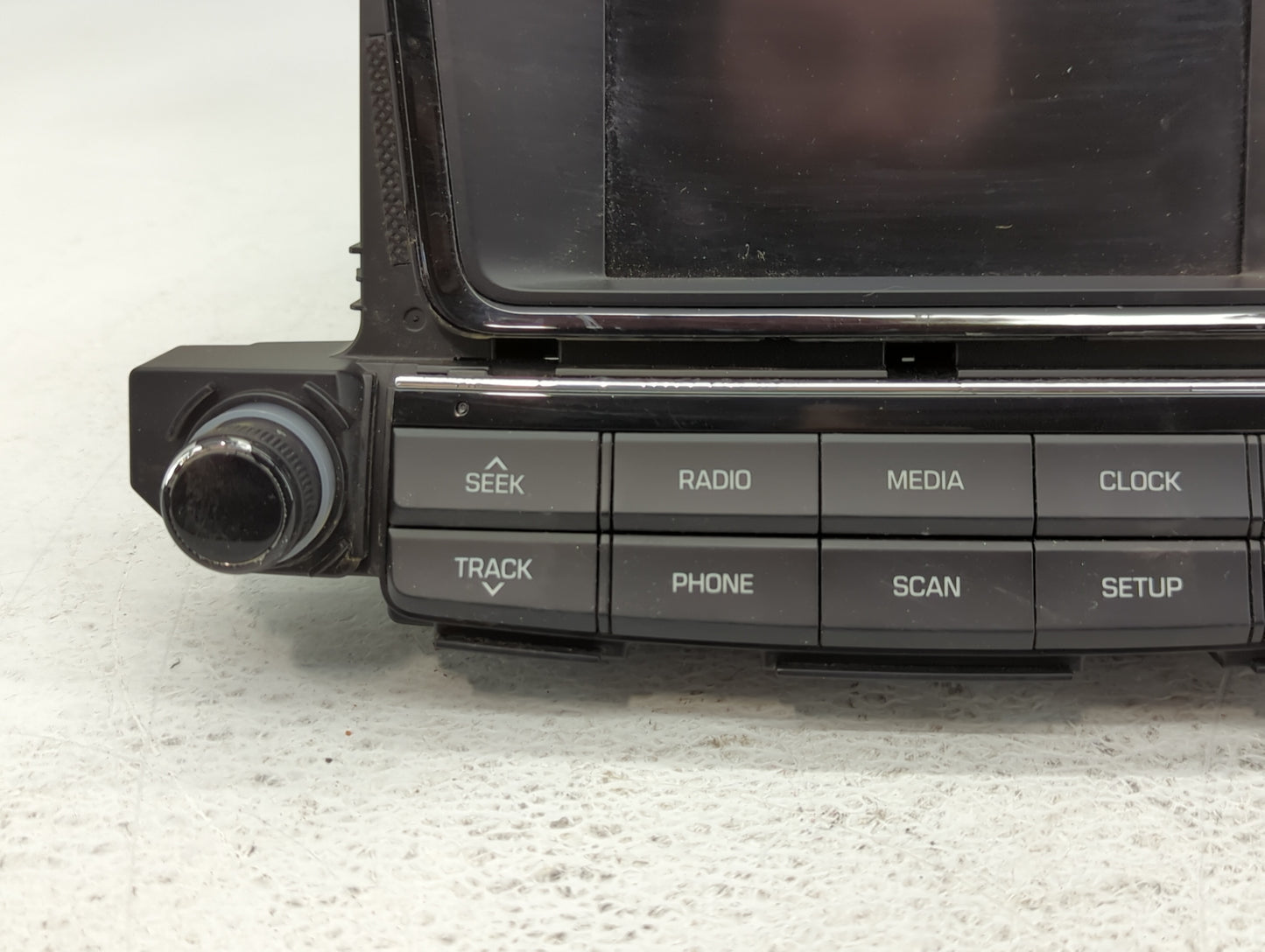 2016-2017 Hyundai Tucson Am Fm Cd Player Radio Receiver - Oemusedautoparts1.com