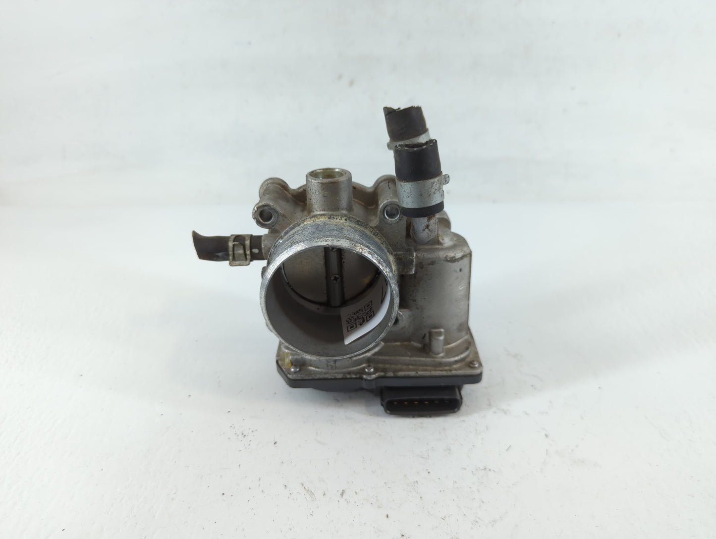 2016-2018 Hyundai Tucson Throttle Body P/N:35100-2B340 Fits Fits 2015 2016 2017 2018 2019 2020 2021 2022 OEM Used Auto Parts