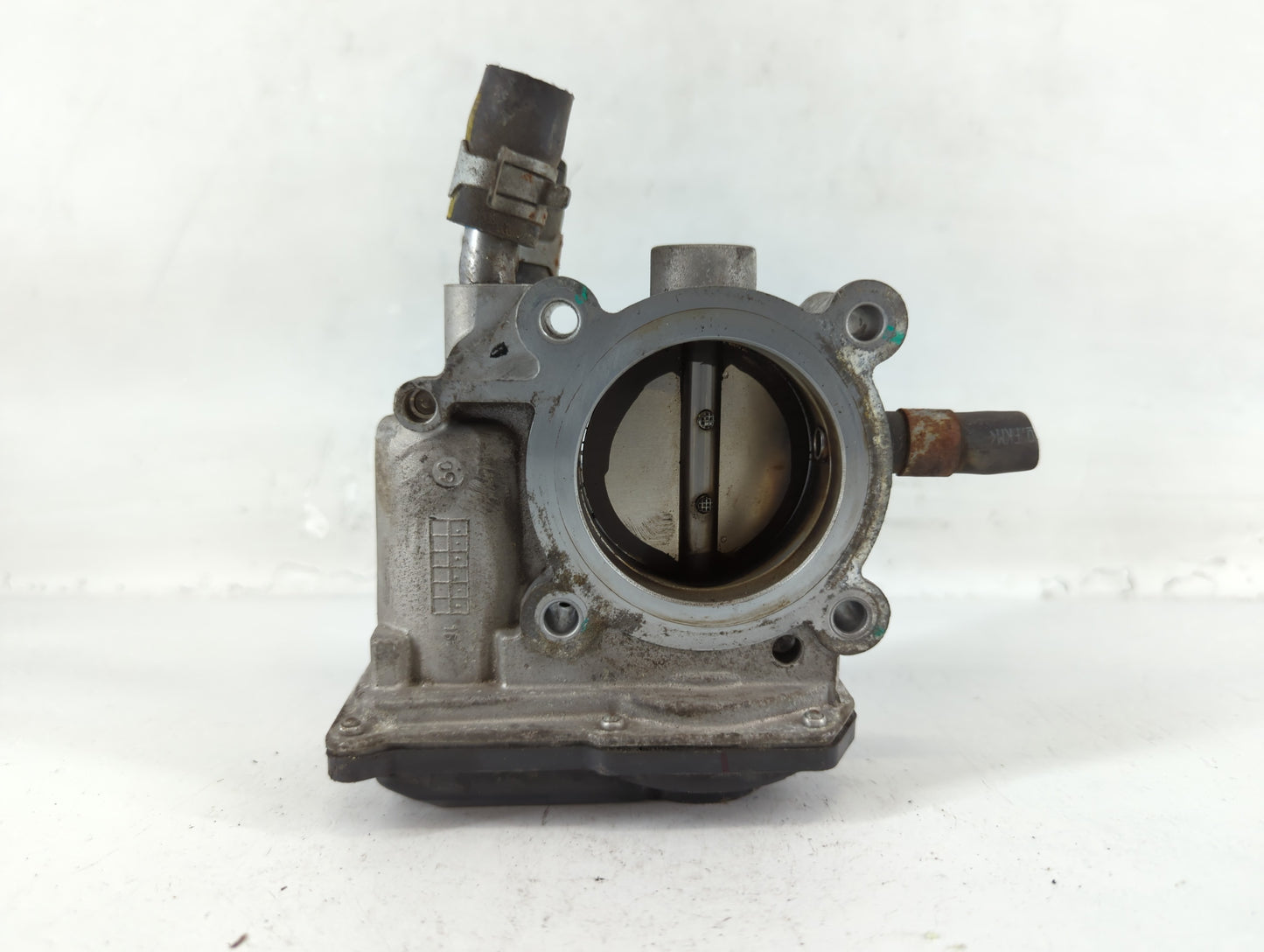 2016-2018 Hyundai Tucson Throttle Body P/N:35100-2B340 Fits Fits 2015 2016 2017 2018 2019 2020 2021 2022 OEM Used Auto Parts