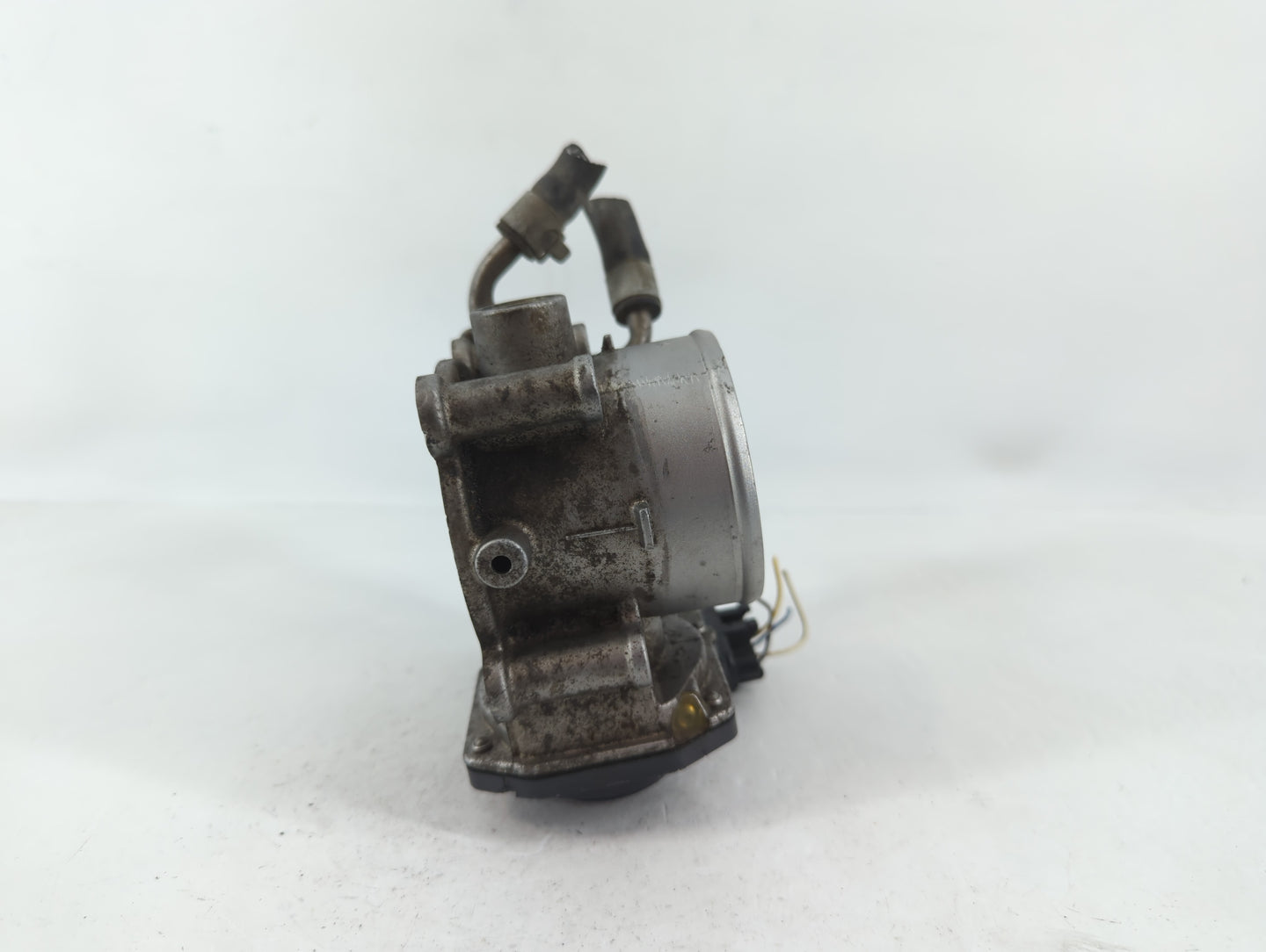 2014-2021 Hyundai Tucson Throttle Body P/N:35100-2E000 Fits Fits 2011 2012 2013 2014 2015 2016 2017 2018 2019 2020 2021 OEM 
