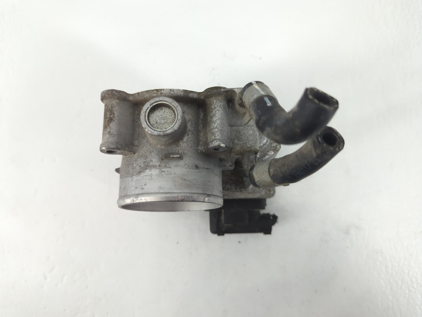 2014-2021 Hyundai Tucson Throttle Body P/N:35100-2E000 Fits Fits 2011 2012 2013 2014 2015 2016 2017 2018 2019 2020 2021 OEM 
