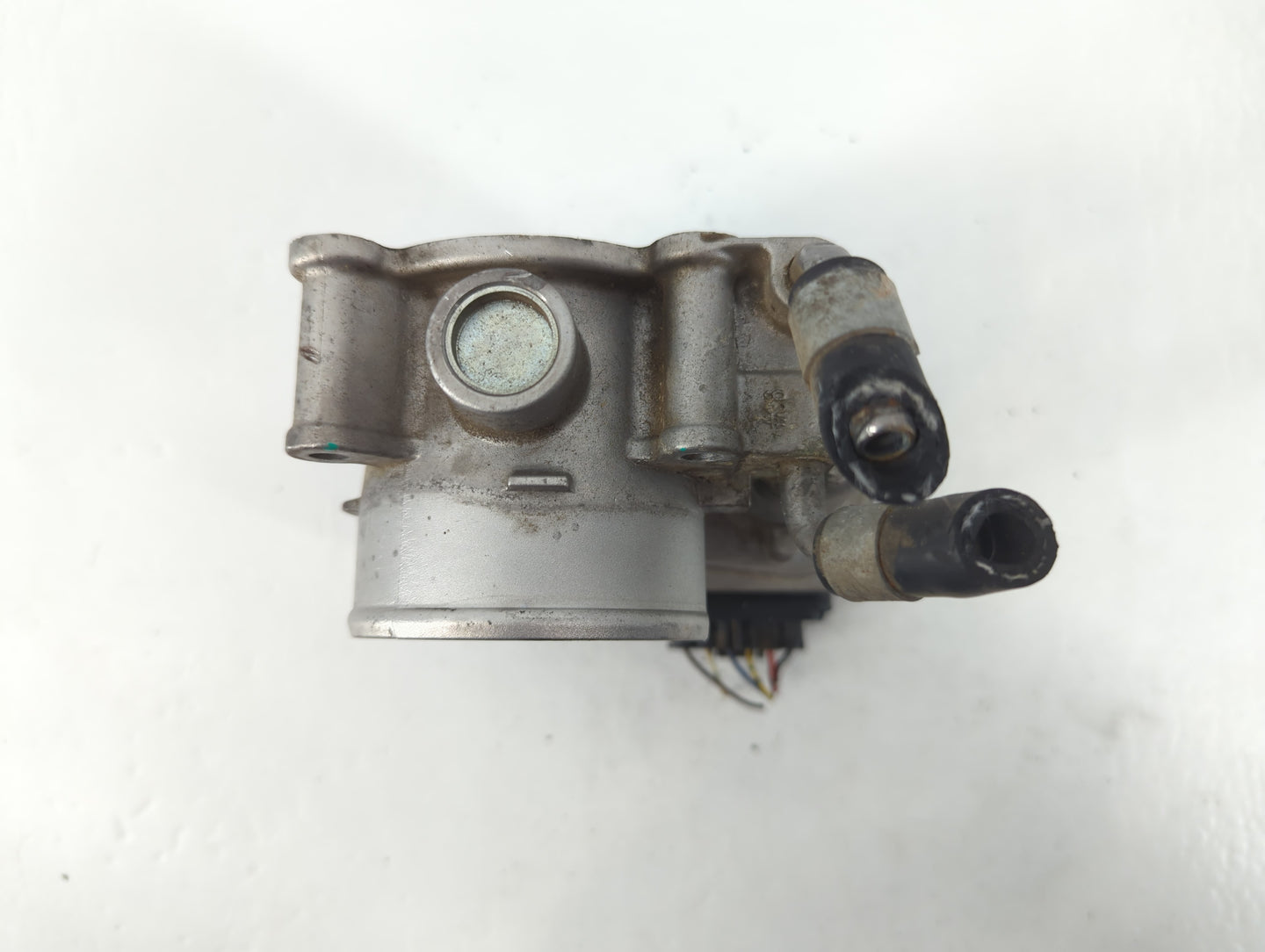 2014-2021 Hyundai Tucson Throttle Body P/N:35100-2E000 Fits Fits 2011 2012 2013 2014 2015 2016 2017 2018 2019 2020 2021 OEM 