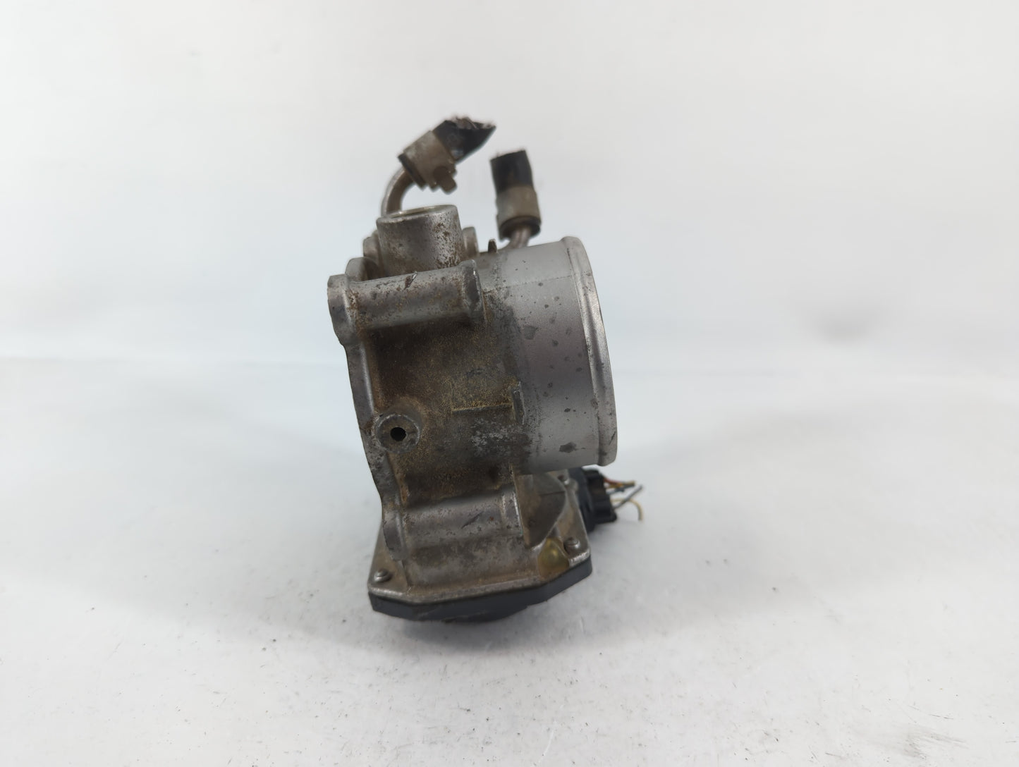 2014-2021 Hyundai Tucson Throttle Body P/N:35100-2E000 Fits Fits 2011 2012 2013 2014 2015 2016 2017 2018 2019 2020 2021 OEM 