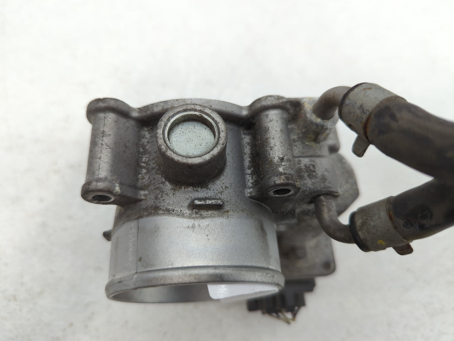 2014-2021 Hyundai Tucson Throttle Body P/N:35100-2E000 Fits Fits 2011 2012 2013 2014 2015 2016 2017 2018 2019 2020 2021 OEM 