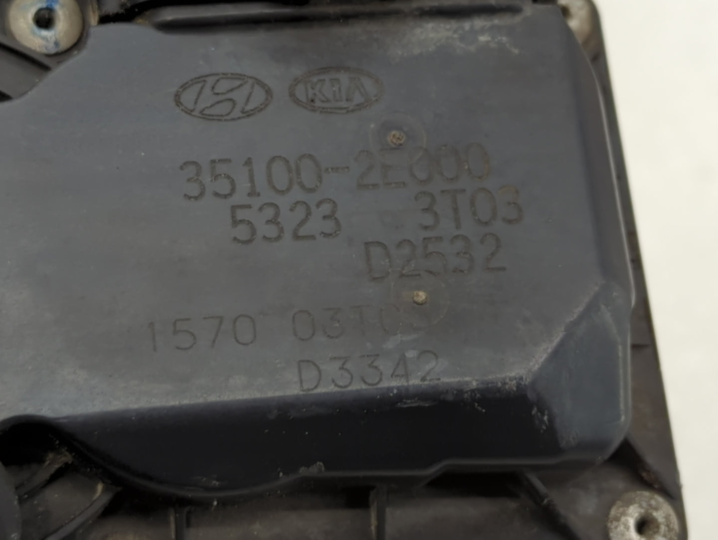 2014-2021 Hyundai Tucson Throttle Body P/N:35100-2E000 Fits Fits 2011 2012 2013 2014 2015 2016 2017 2018 2019 2020 2021 OEM 