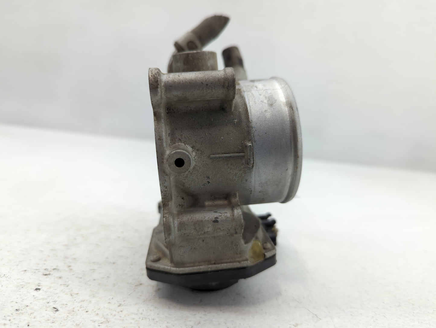 2014-2021 Hyundai Tucson Throttle Body P/N:35100-2E000 Fits Fits 2011 2012 2013 2014 2015 2016 2017 2018 2019 2020 2021 OEM 