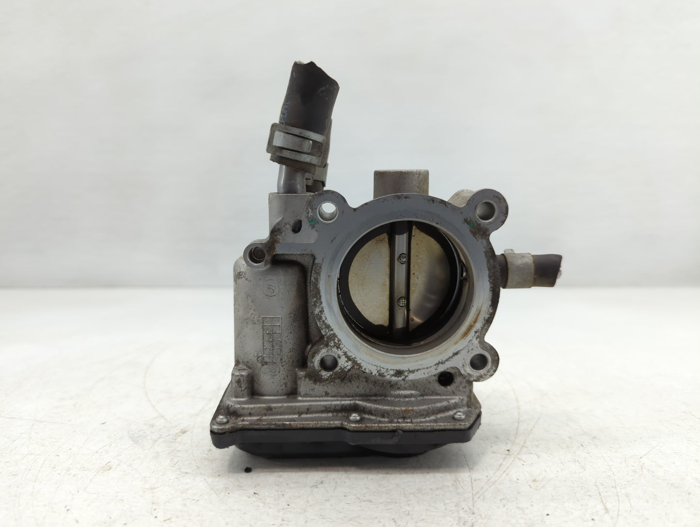 2016-2018 Hyundai Tucson Throttle Body P/N:35100-2B340 Fits Fits 2015 2016 2017 2018 2019 2020 2021 2022 OEM Used Auto Parts