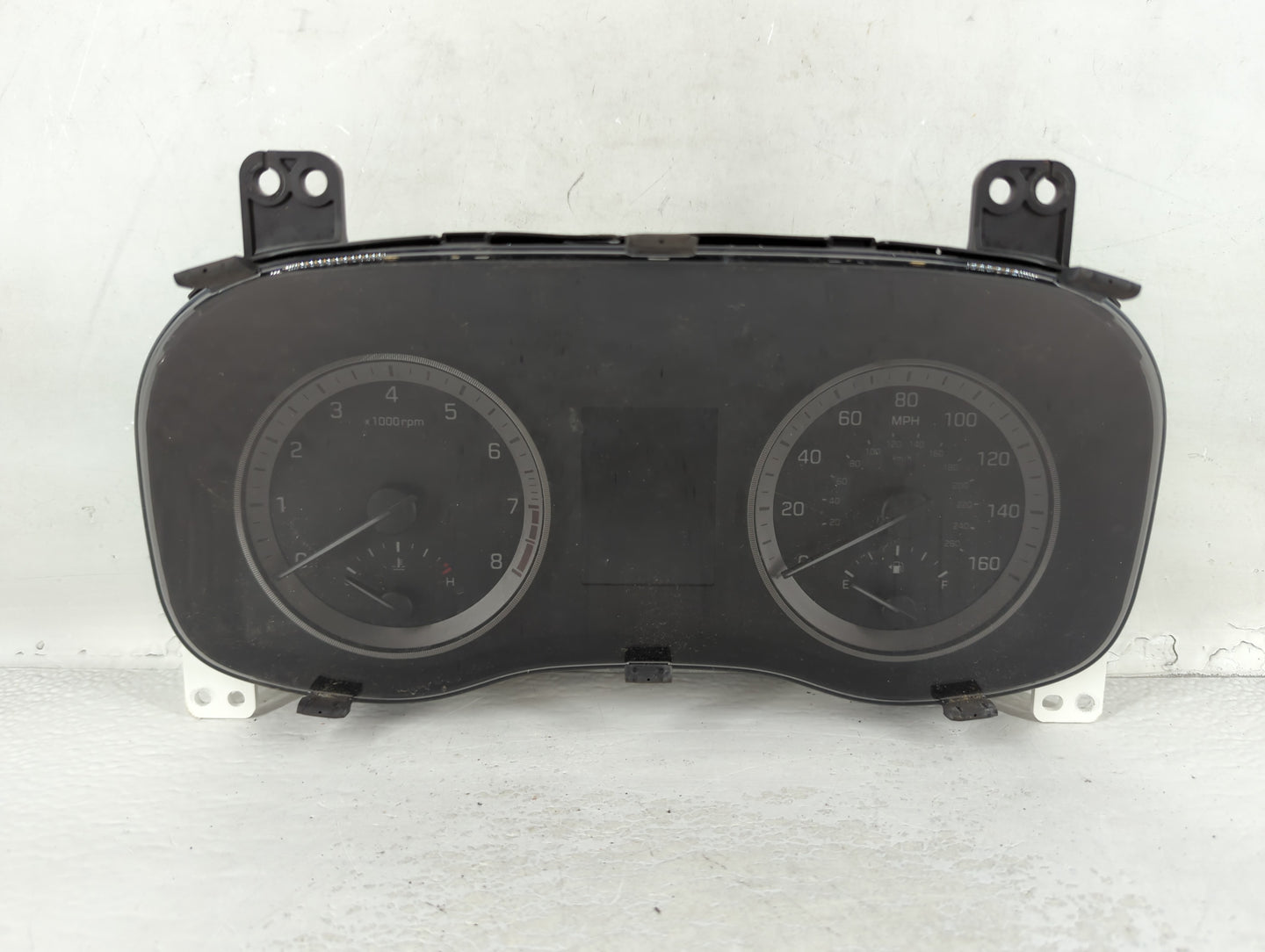 2016-2017 Hyundai Tucson Instrument Cluster Speedometer Gauges P/N:94001-D3181 Fits Fits 2016 2017 OEM Used Auto Parts - Oem