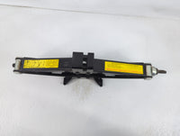 2017 Hyundai Tucson Spare Scissor Car Jack 748789 - Oemusedautoparts1.com