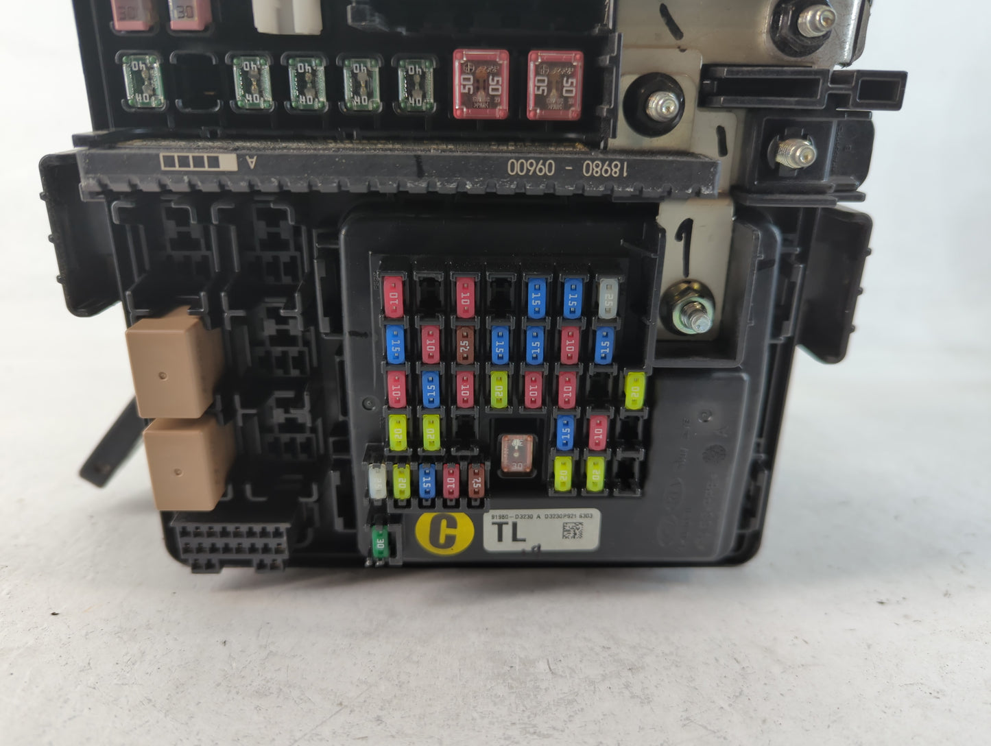 2016-2018 Hyundai Tucson Fusebox Fuse Box Panel Relay Module P/N:N91431-D3202 Fits Fits 2016 2017 2018 OEM Used Auto Parts -