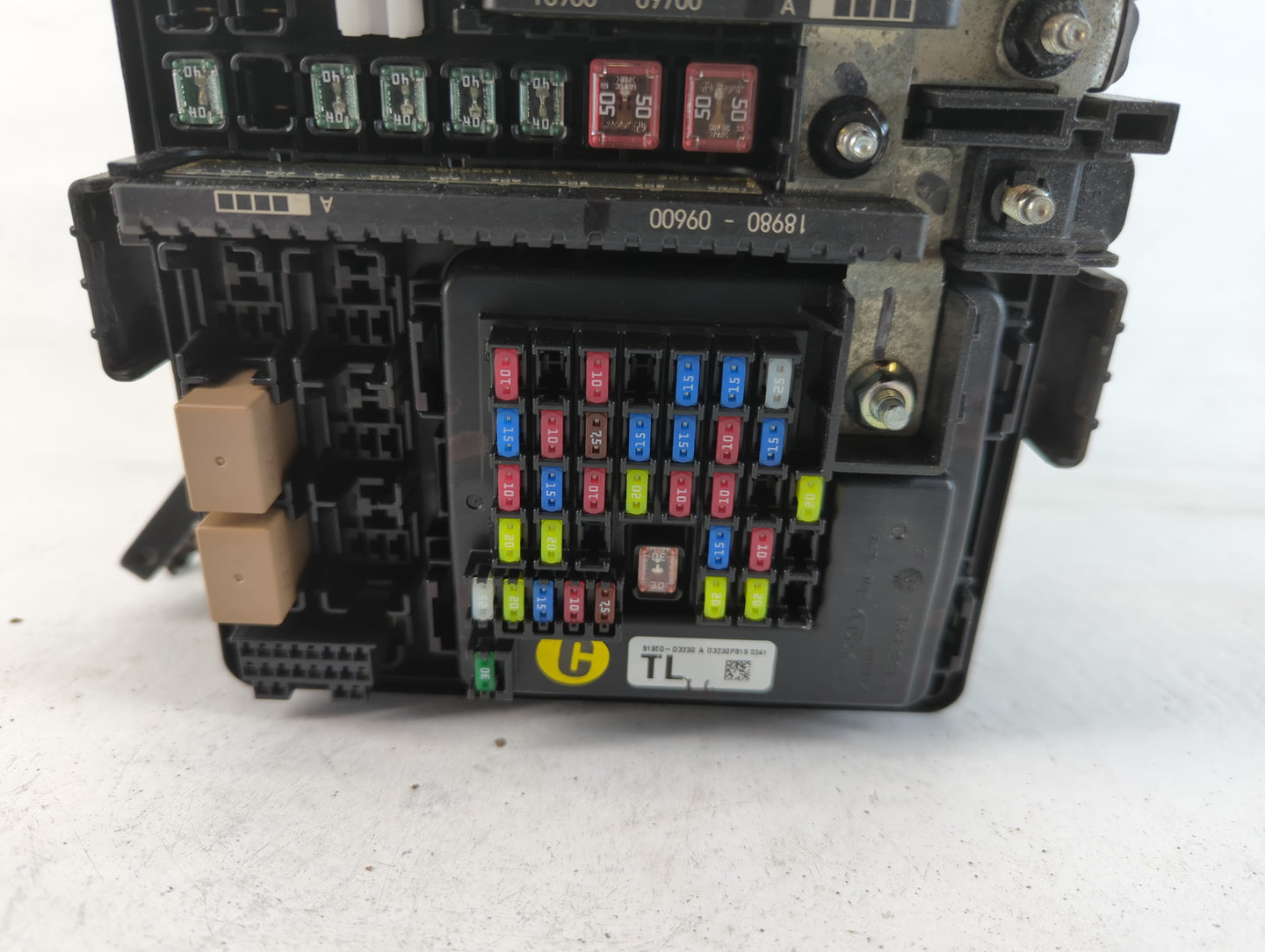 2016-2018 Hyundai Tucson Fusebox Fuse Box Panel Relay Module P/N:N91431-D3272-52 Fits Fits 2016 2017 2018 OEM Used Auto Part