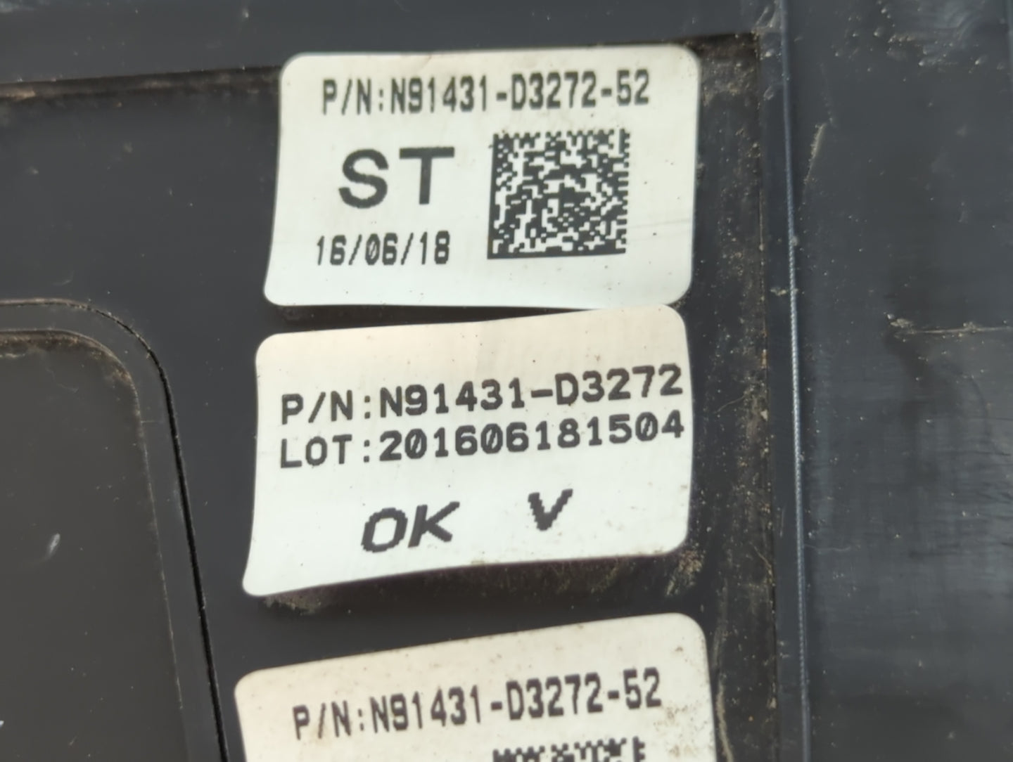 2016-2018 Hyundai Tucson Fusebox Fuse Box Panel Relay Module P/N:N91431-D3272-52 Fits Fits 2016 2017 2018 OEM Used Auto Part