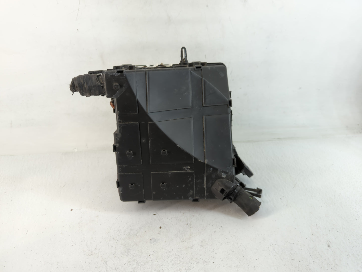 2016-2018 Hyundai Tucson Fusebox Fuse Box Panel Relay Module P/N:N91431-D3272-52 Fits Fits 2016 2017 2018 OEM Used Auto Part