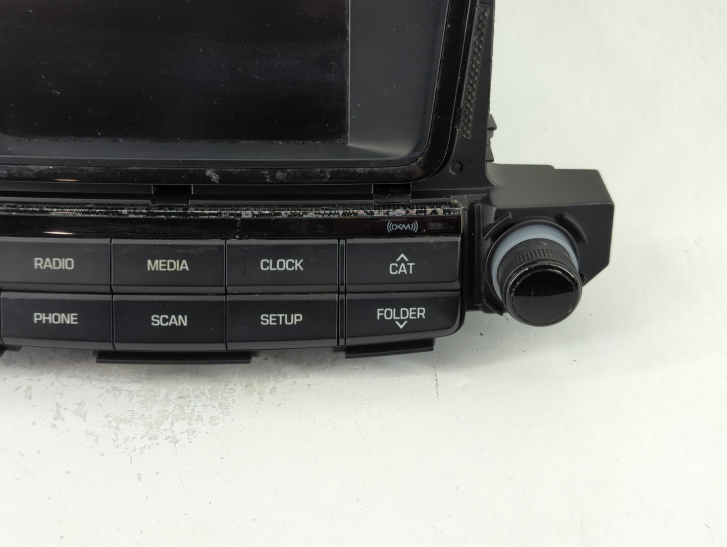 2016-2017 Hyundai Tucson Radio AM FM Cd Player Receiver Replacement P/N:96180-D31004X Fits Fits 2016 2017 OEM Used Auto Part