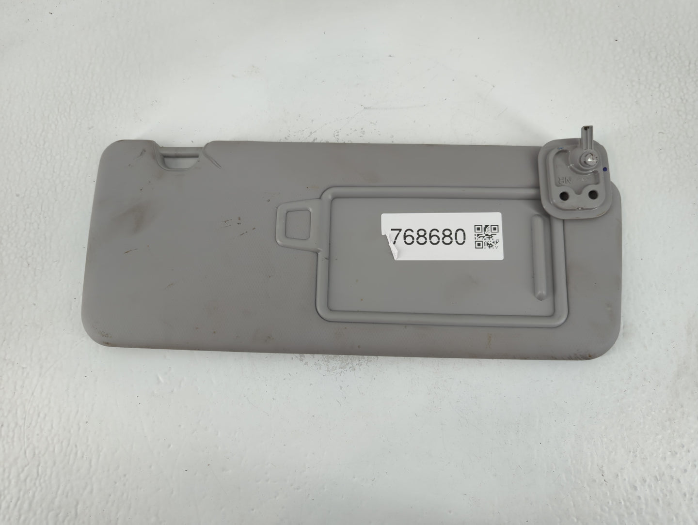 2016-2018 Hyundai Tucson Sun Visor Shade Replacement Passenger Right Mirror Fits Fits 2016 2017 2018 OEM Used Auto Parts - O