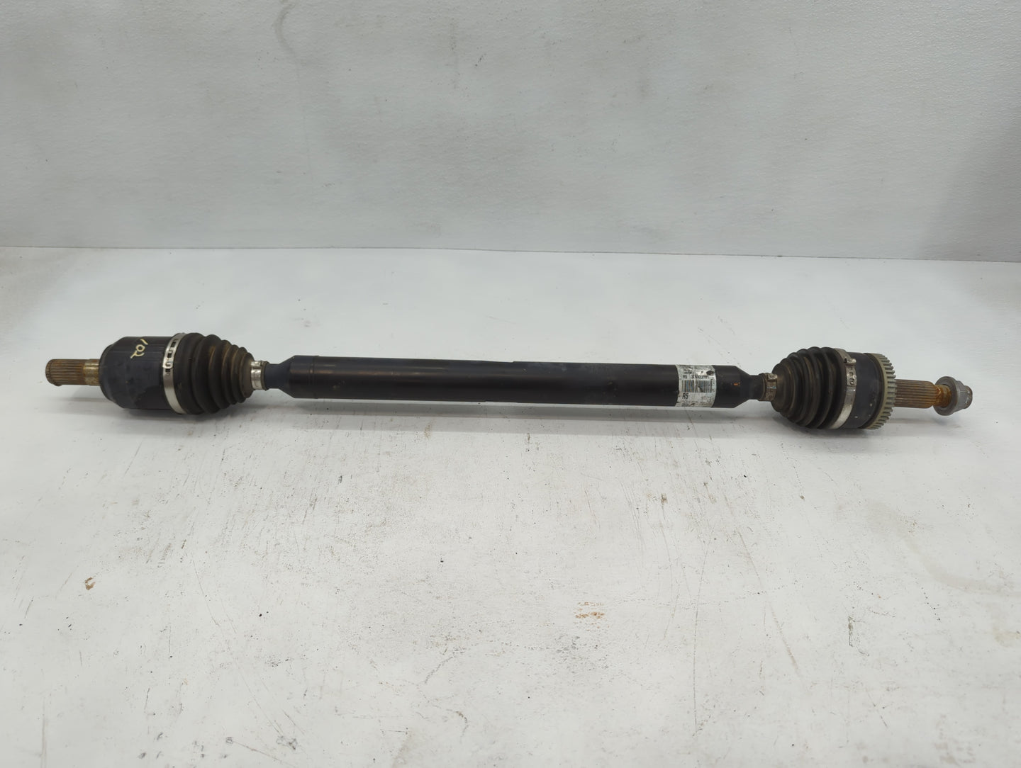 2016-2018 Hyundai Tucson Axle Shaft Front Driver Cv C/v - Oemusedautoparts1.com