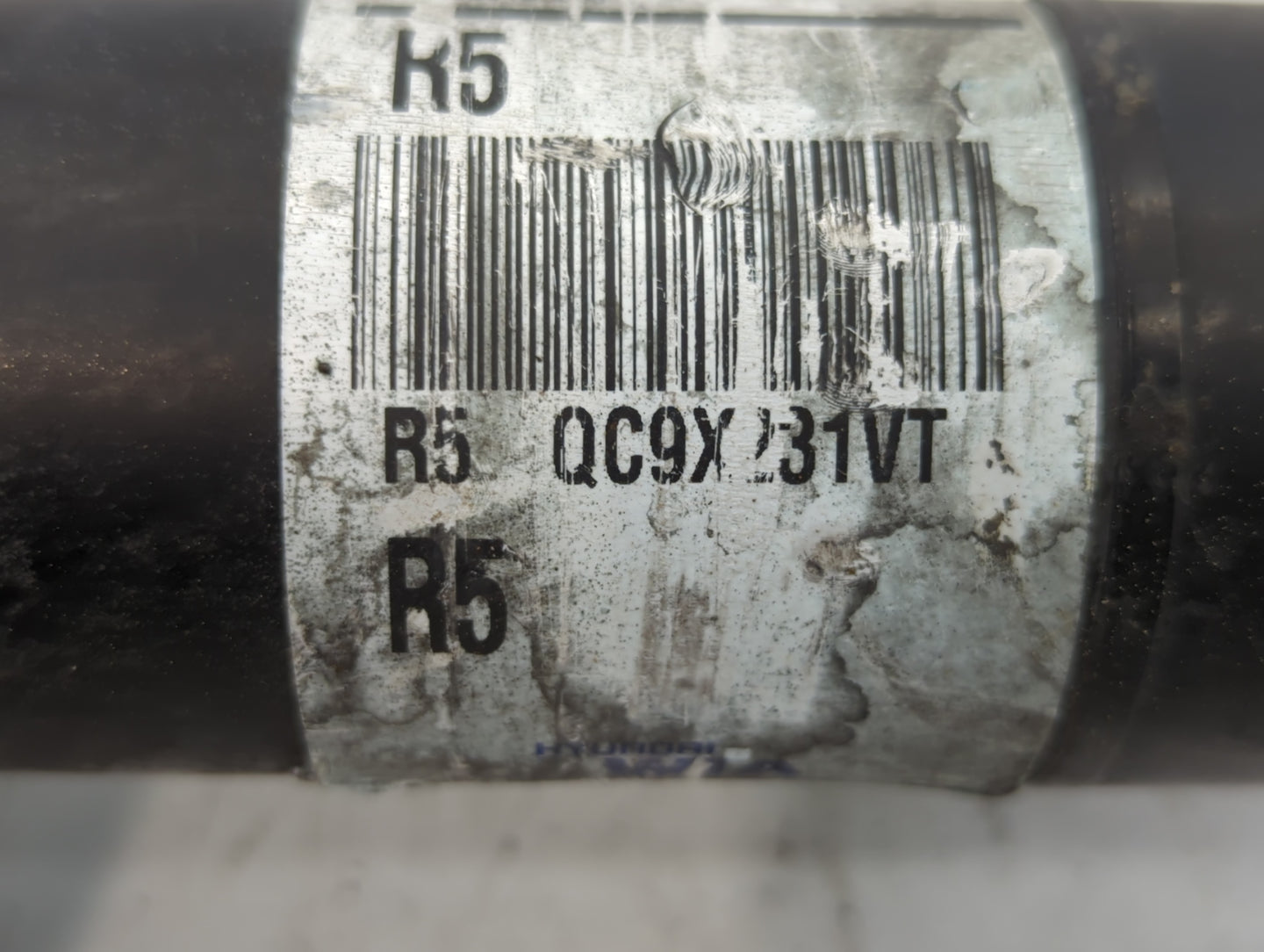 2016-2018 Hyundai Tucson Axle Shaft Front Driver Cv C/v - Oemusedautoparts1.com