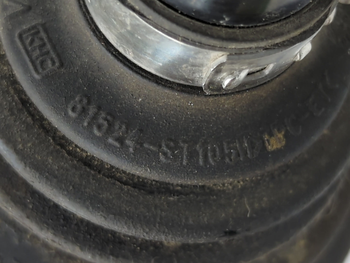 2016-2018 Hyundai Tucson Axle Shaft Front Driver Cv C/v - Oemusedautoparts1.com