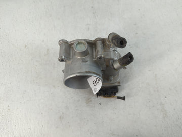 2014-2021 Hyundai Tucson Throttle Body P/N:35100-2B300 Fits Fits 2011 2012 2013 2014 2015 2016 2017 2018 2019 2020 2021 OEM Used Auto Parts
