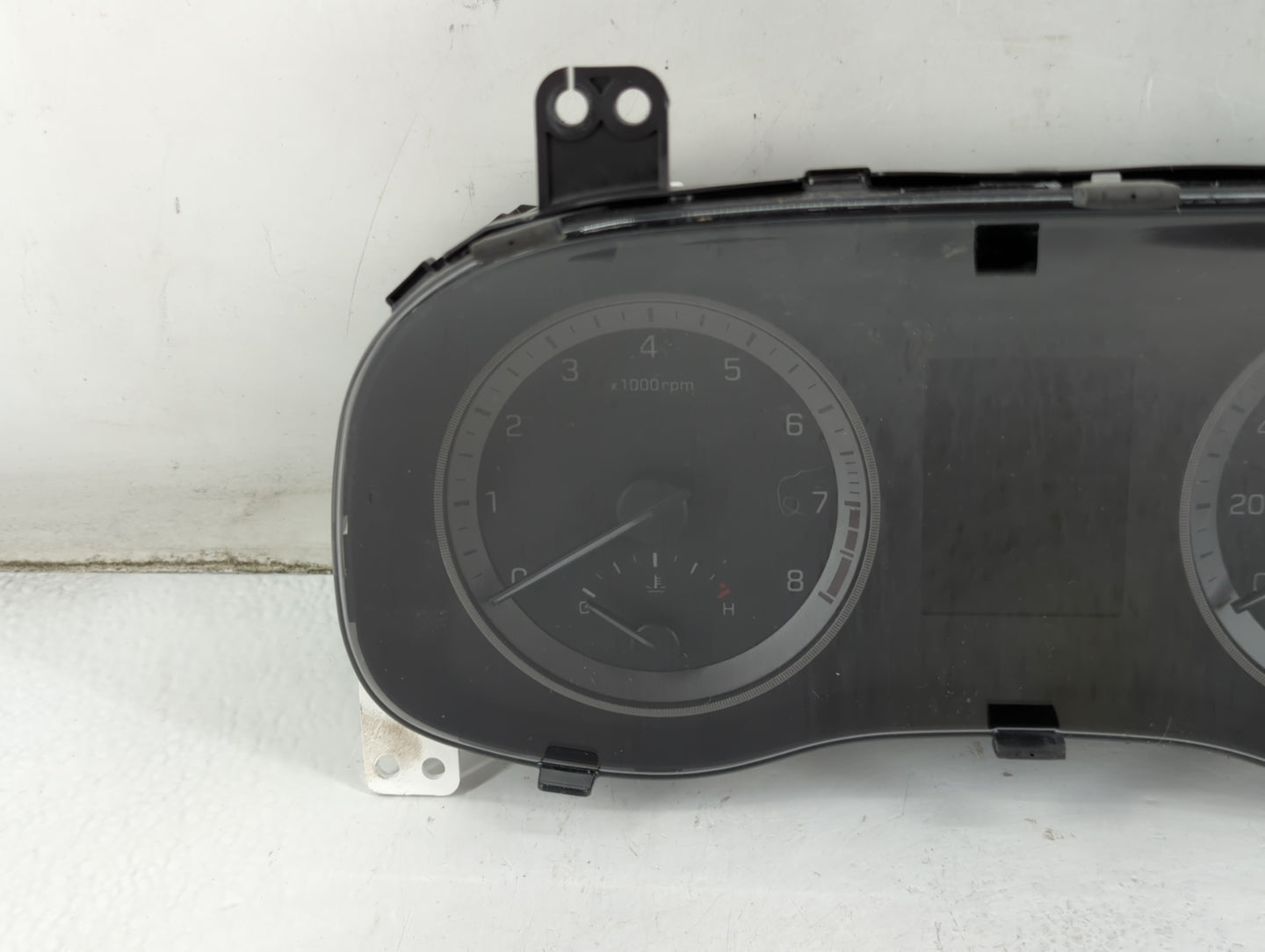 2016-2017 Hyundai Tucson Instrument Cluster Speedometer Gauges P/N:94001-D3181 Fits Fits 2016 2017 OEM Used Auto Parts - Oem