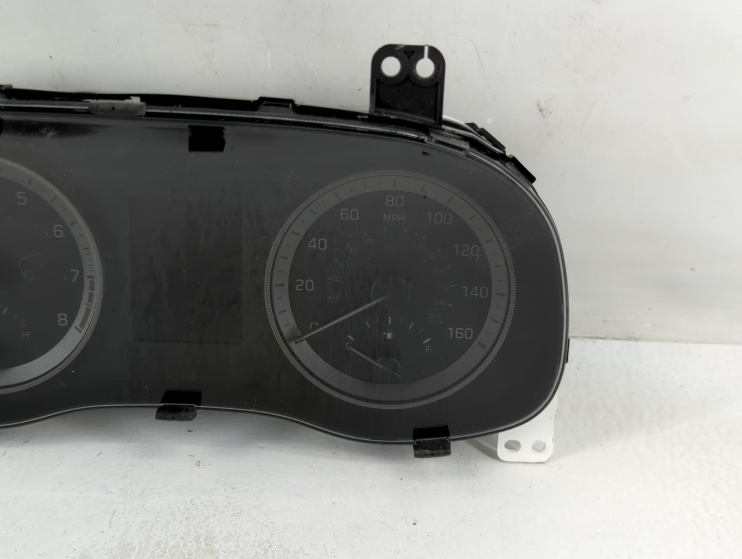 2016-2017 Hyundai Tucson Instrument Cluster Speedometer Gauges P/N:94001-D3181 Fits Fits 2016 2017 OEM Used Auto Parts - Oem