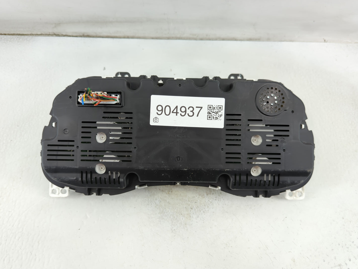 2016-2017 Hyundai Tucson Instrument Cluster Speedometer Gauges P/N:94001-D3181 Fits Fits 2016 2017 OEM Used Auto Parts - Oem