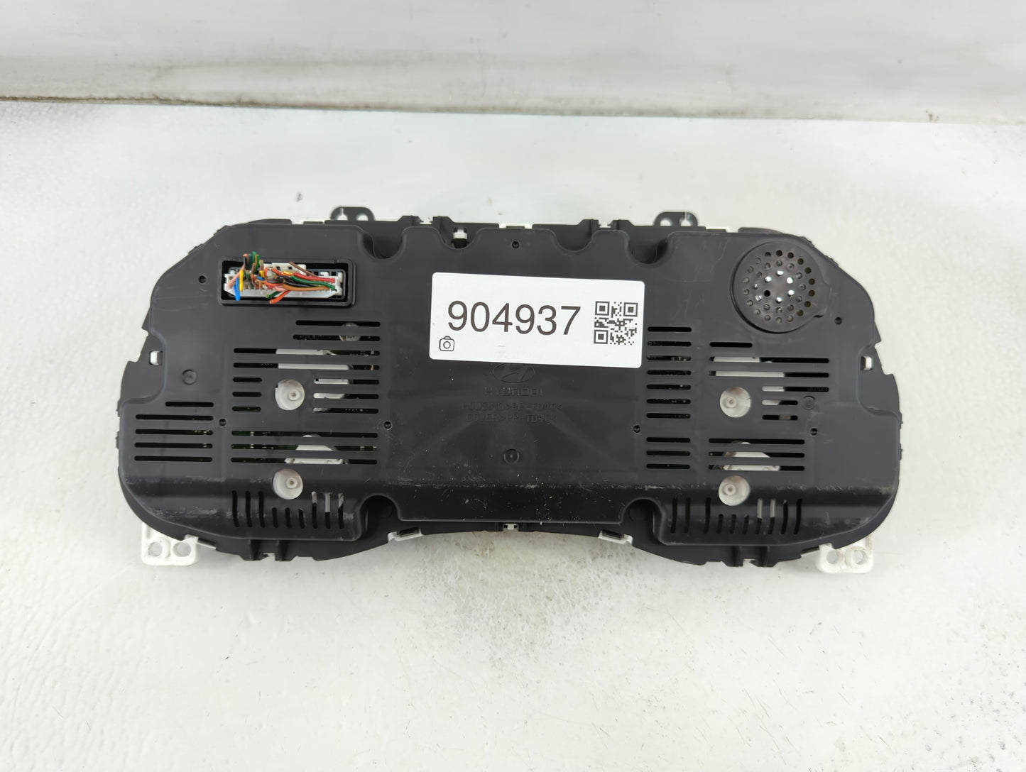 2016-2017 Hyundai Tucson Instrument Cluster Speedometer Gauges P/N:94001-D3181 Fits Fits 2016 2017 OEM Used Auto Parts - Oem