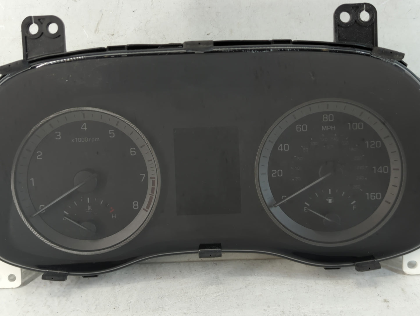 2016-2017 Hyundai Tucson Instrument Cluster Speedometer Gauges P/N:94001-D3181 Fits Fits 2016 2017 OEM Used Auto Parts - Oem