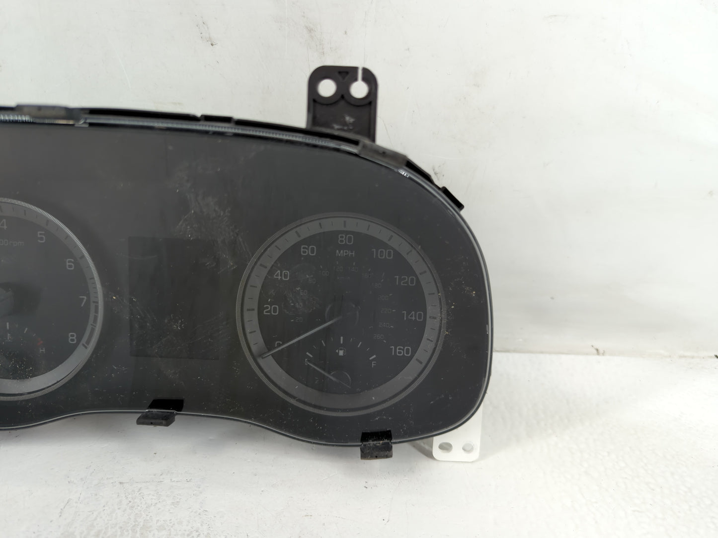 2016-2017 Hyundai Tucson Instrument Cluster Speedometer Gauges P/N:94001-D3181 Fits Fits 2016 2017 OEM Used Auto Parts - Oem
