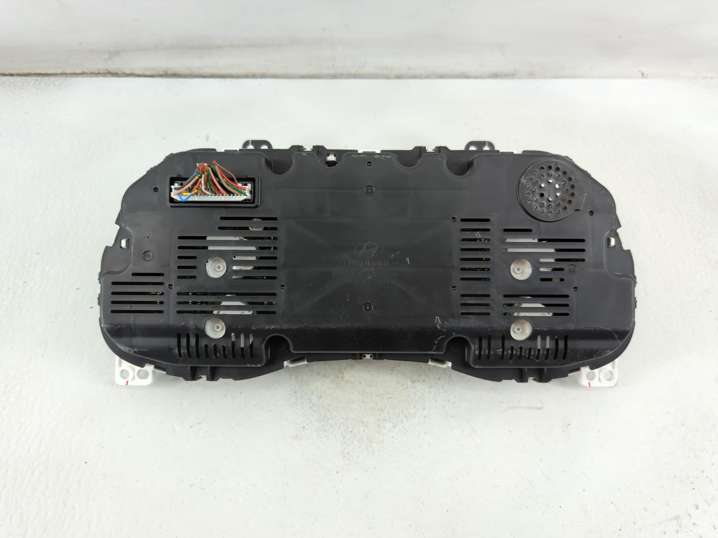 2016-2017 Hyundai Tucson Instrument Cluster Speedometer Gauges P/N:94001-D3181 Fits Fits 2016 2017 OEM Used Auto Parts - Oem