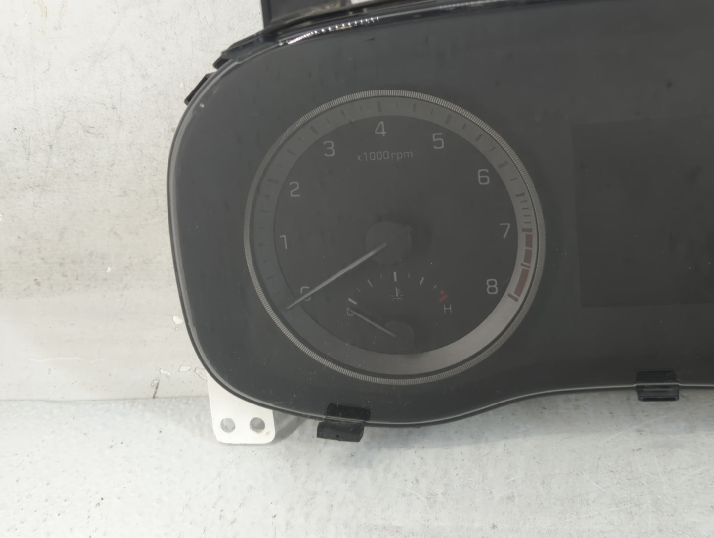 2016-2017 Hyundai Tucson Instrument Cluster Speedometer Gauges P/N:94001-D3181 Fits Fits 2016 2017 OEM Used Auto Parts - Oem