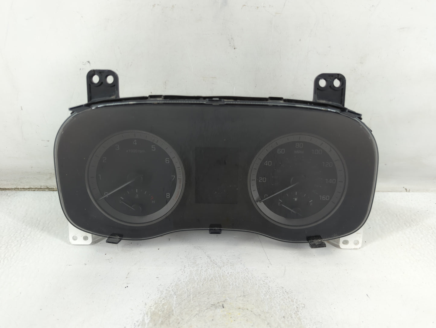2016-2017 Hyundai Tucson Instrument Cluster Speedometer Gauges P/N:94001-D23172 Fits Fits 2016 2017 OEM Used Auto Parts - Oe