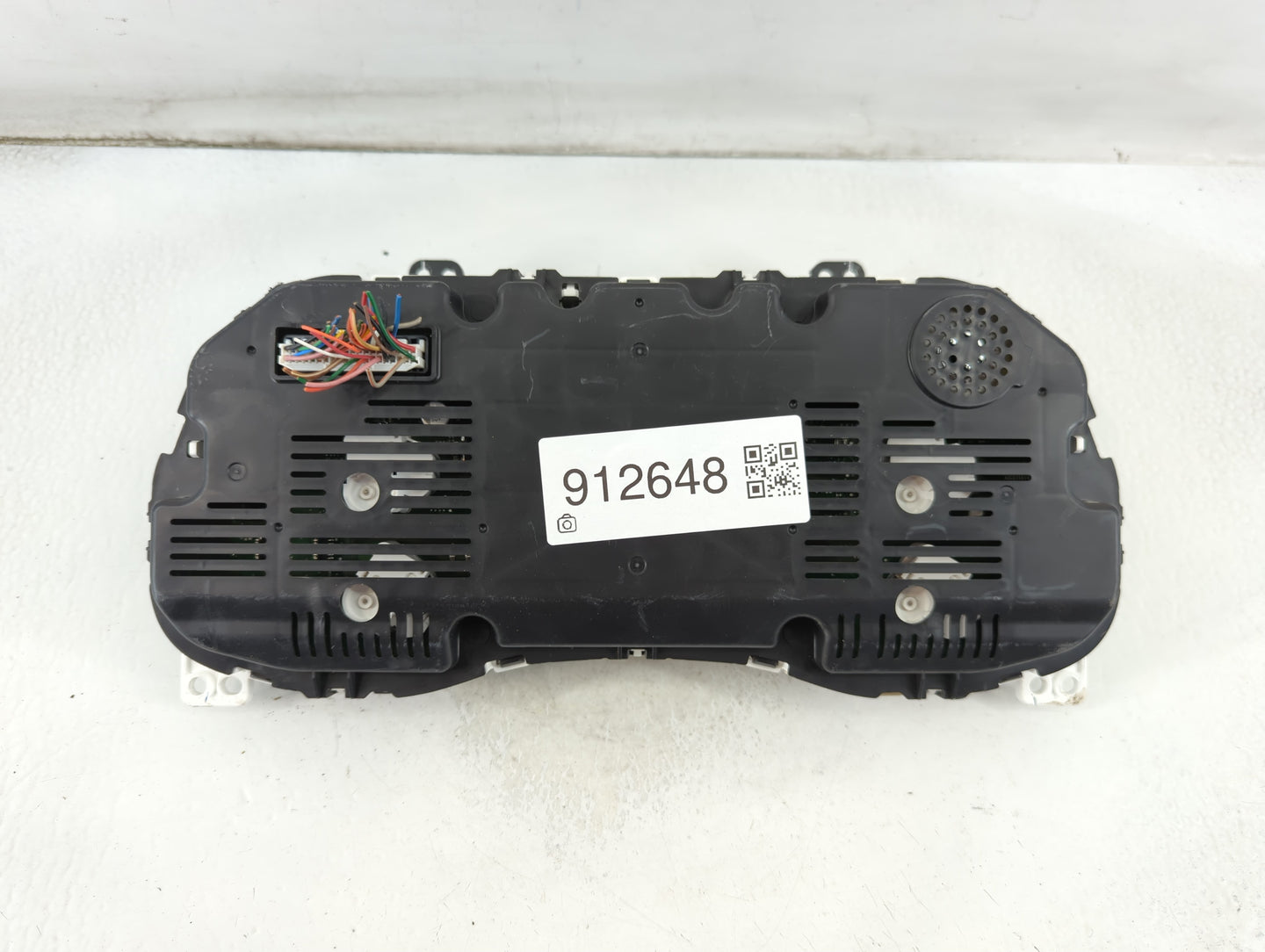 2016-2017 Hyundai Tucson Instrument Cluster Speedometer Gauges P/N:94001-D23172 Fits Fits 2016 2017 OEM Used Auto Parts - Oe