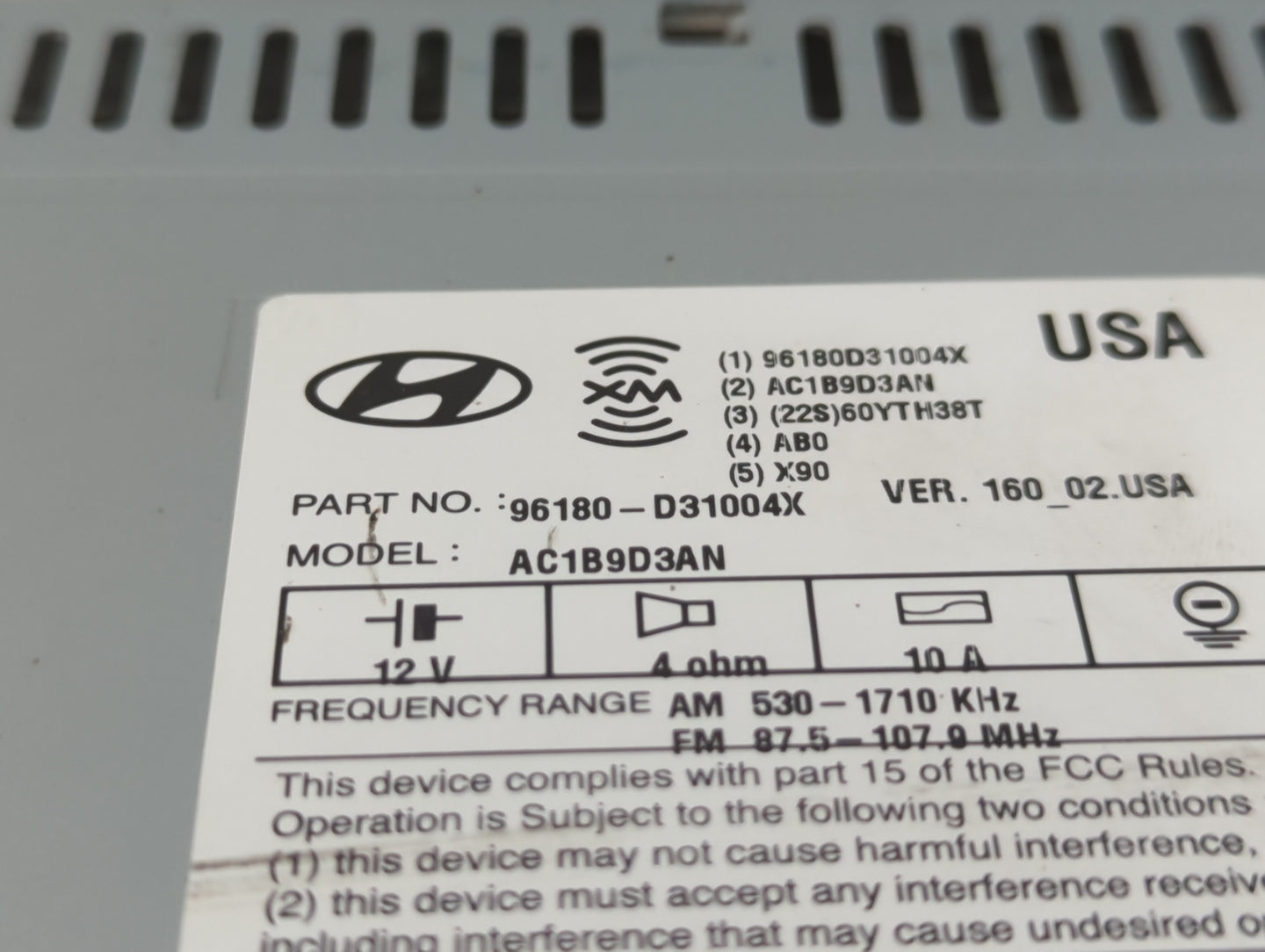 2016-2018 Hyundai Tucson Radio AM FM Cd Player Receiver Replacement P/N:96180-D31004X Fits Fits 2016 2017 2018 OEM Used Auto