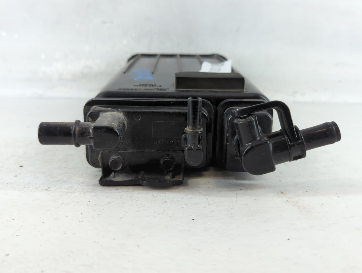 2017 Hyundai Tucson Fuel Vapor Charcoal Canister 913317 - Oemusedautoparts1.com