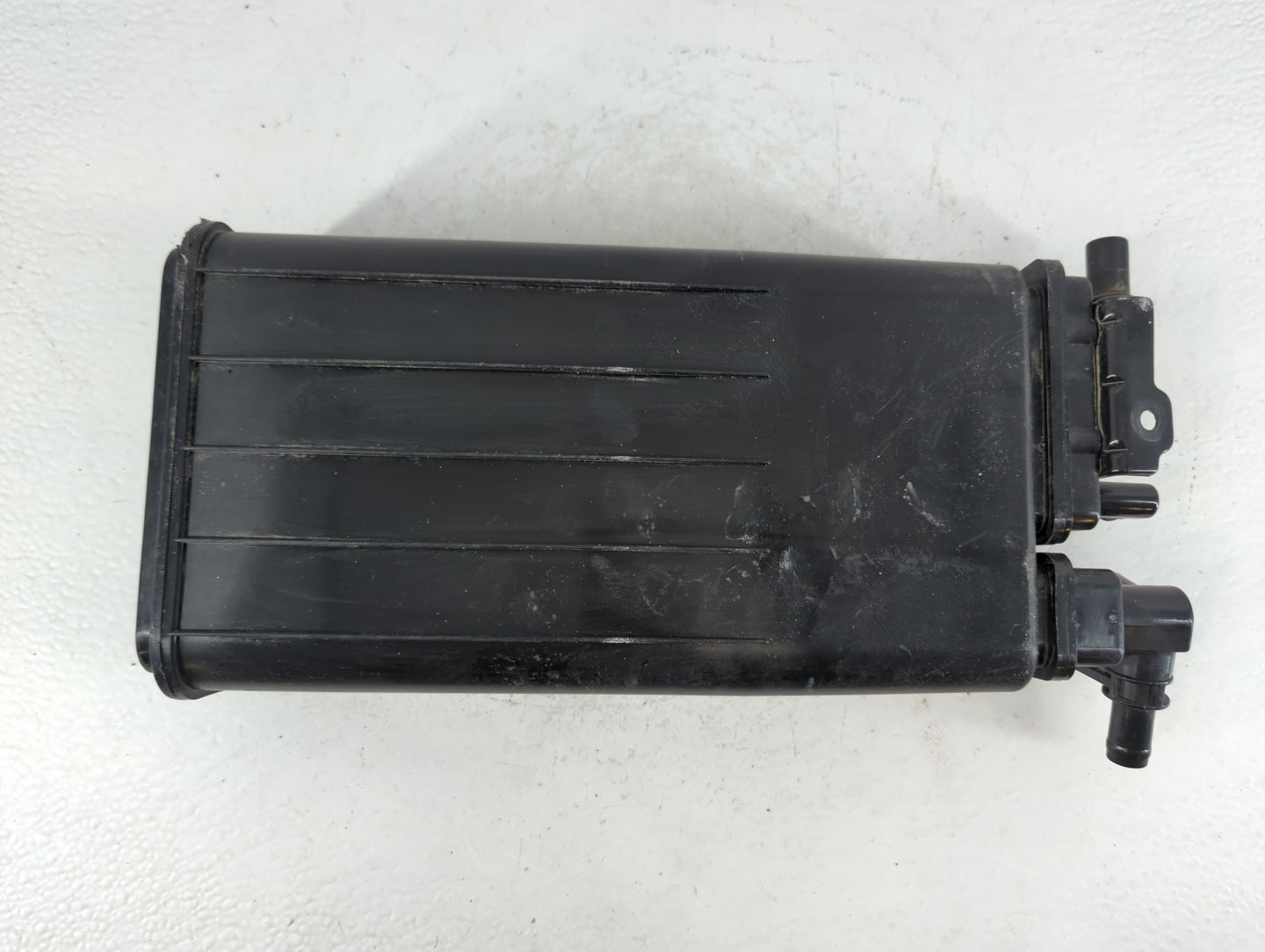 2017 Hyundai Tucson Fuel Vapor Charcoal Canister 913317 - Oemusedautoparts1.com