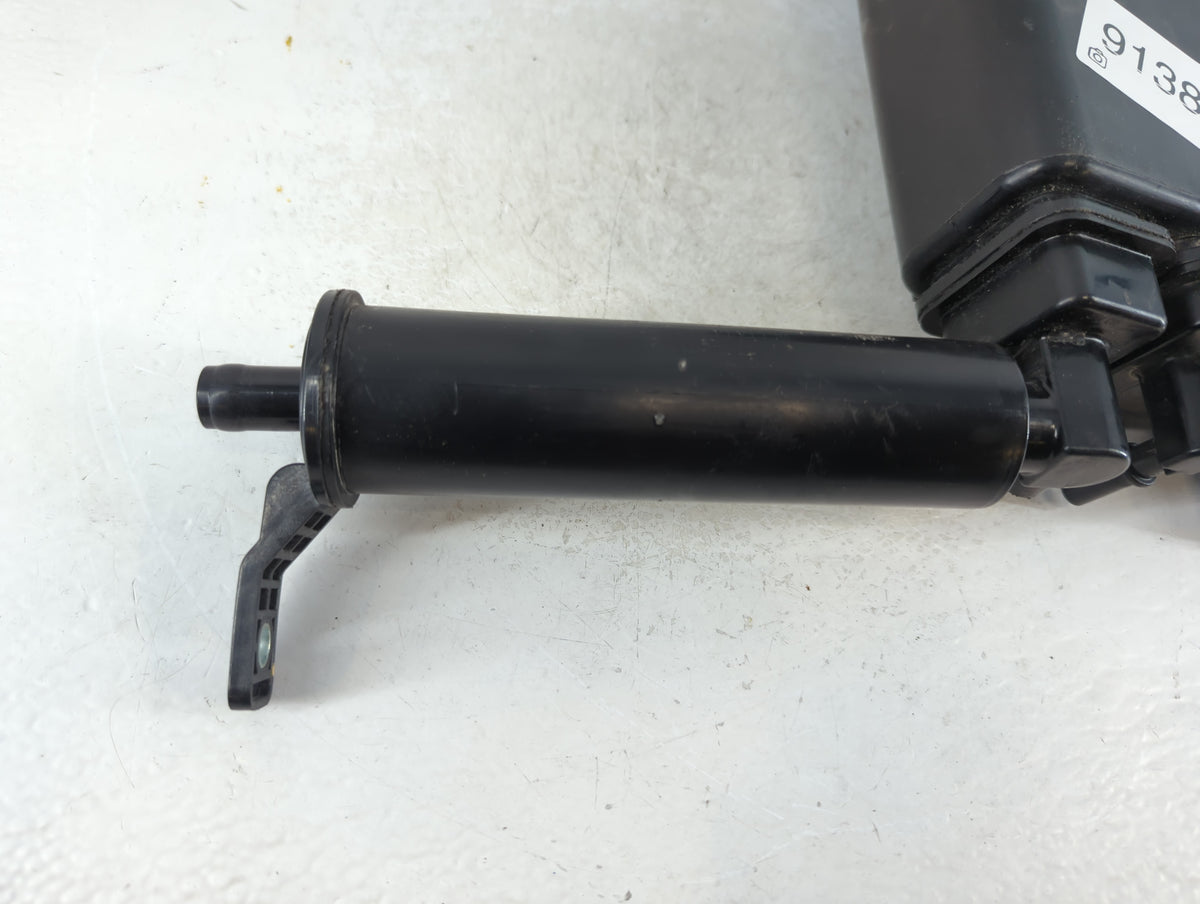 2017 Hyundai Tucson Fuel Vapor Charcoal Canister 913848 - Oemusedautoparts1.com
