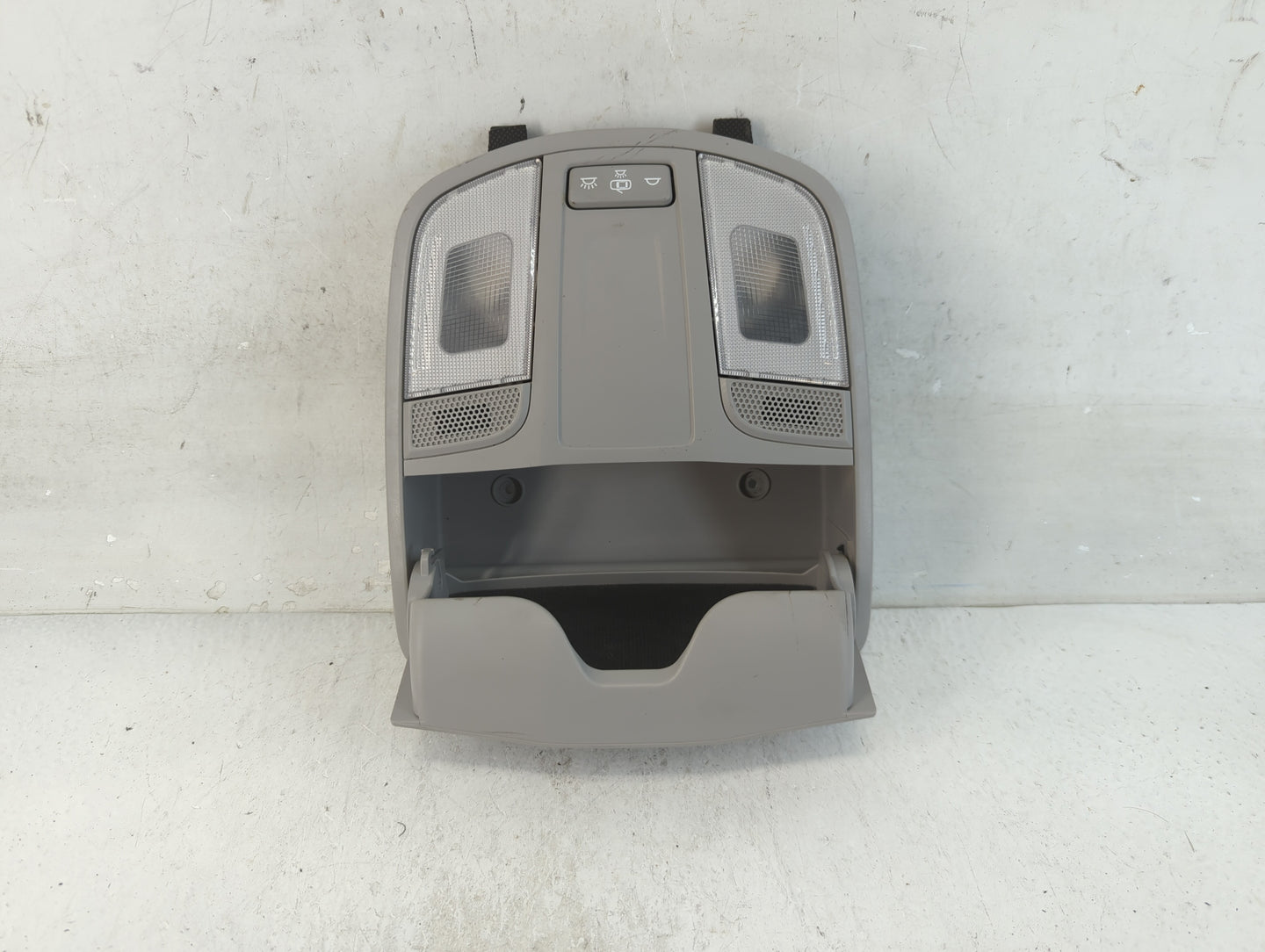 2016-2021 Hyundai Tucson Overhead Roof Console 918777 - Oemusedautoparts1.com