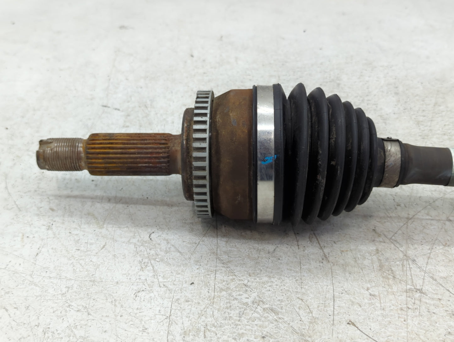 2016-2017 Hyundai Veloster Axle Shaft Front Driver Cv C/v - Oemusedautoparts1.com