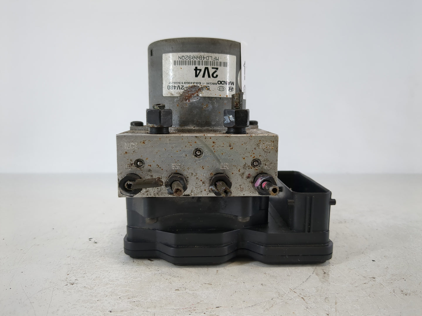 2015-2017 Hyundai Veloster ABS Pump Control Module Replacement Fits Fits 2015 2016 2017 OEM Used Auto Parts - Oemusedautopar