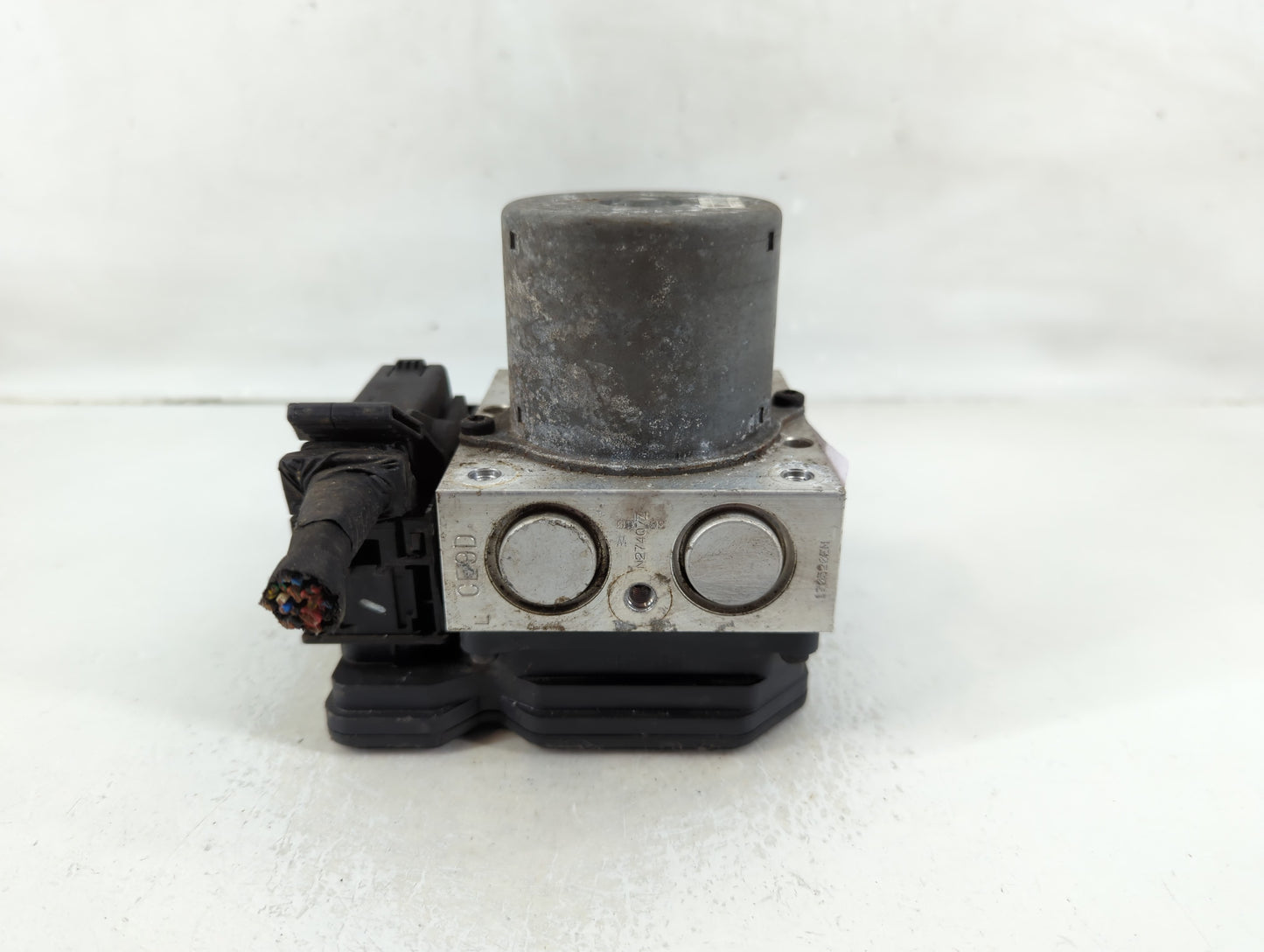 2015-2017 Hyundai Veloster ABS Pump Control Module Replacement P/N:58920-2V480 Fits Fits 2015 2016 2017 OEM Used Auto Parts 