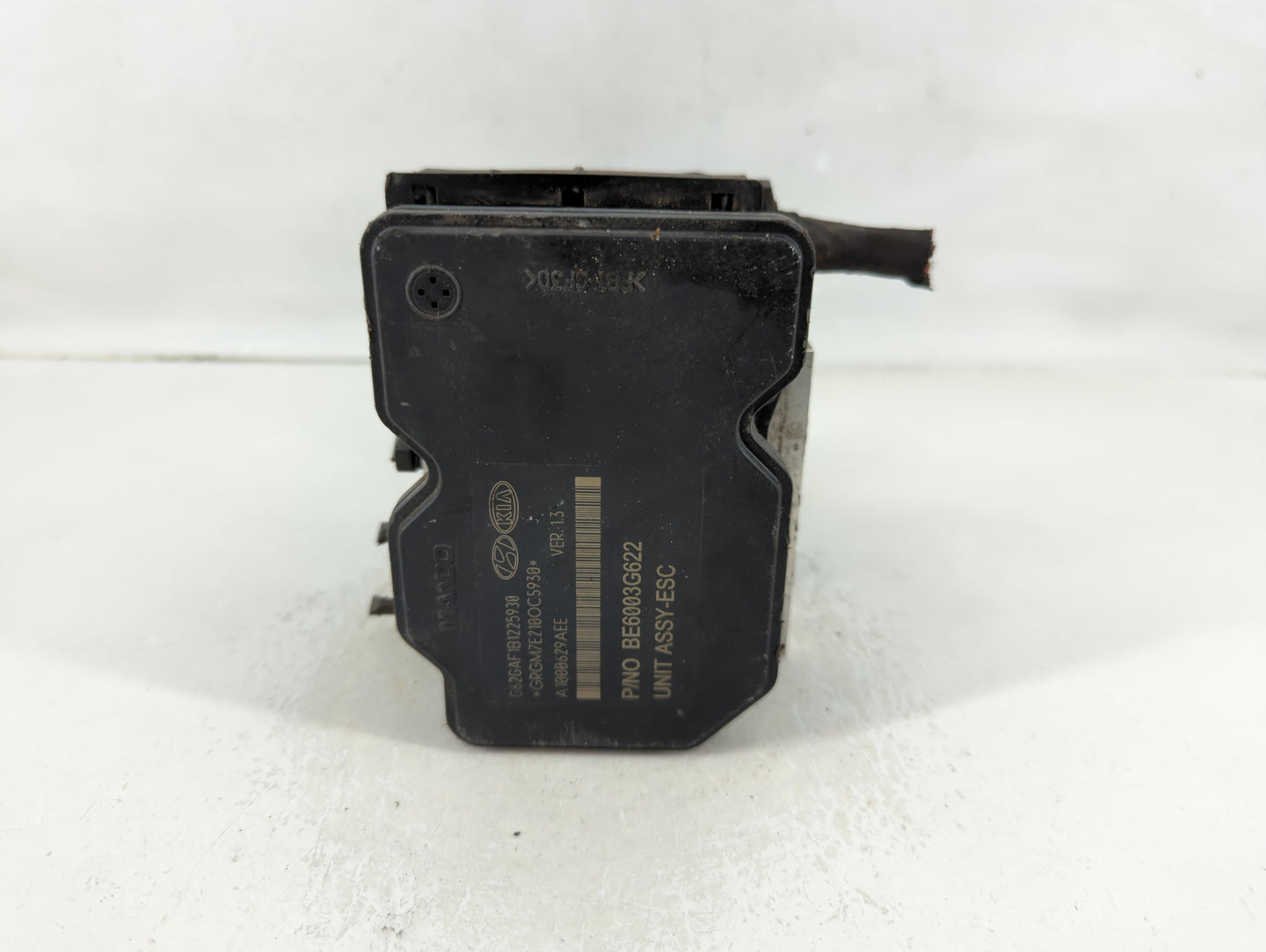 2015-2017 Hyundai Veloster ABS Pump Control Module Replacement P/N:58920-2V480 Fits Fits 2015 2016 2017 OEM Used Auto Parts 