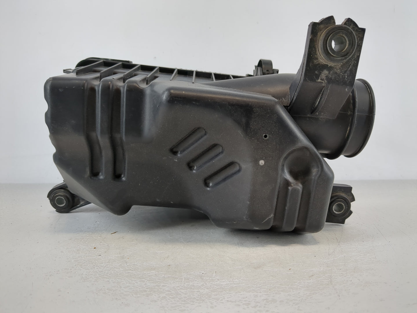 2012-2017 Hyundai Veloster Air Cleaner Intake-duct Hose Tube - Oemusedautoparts1.com