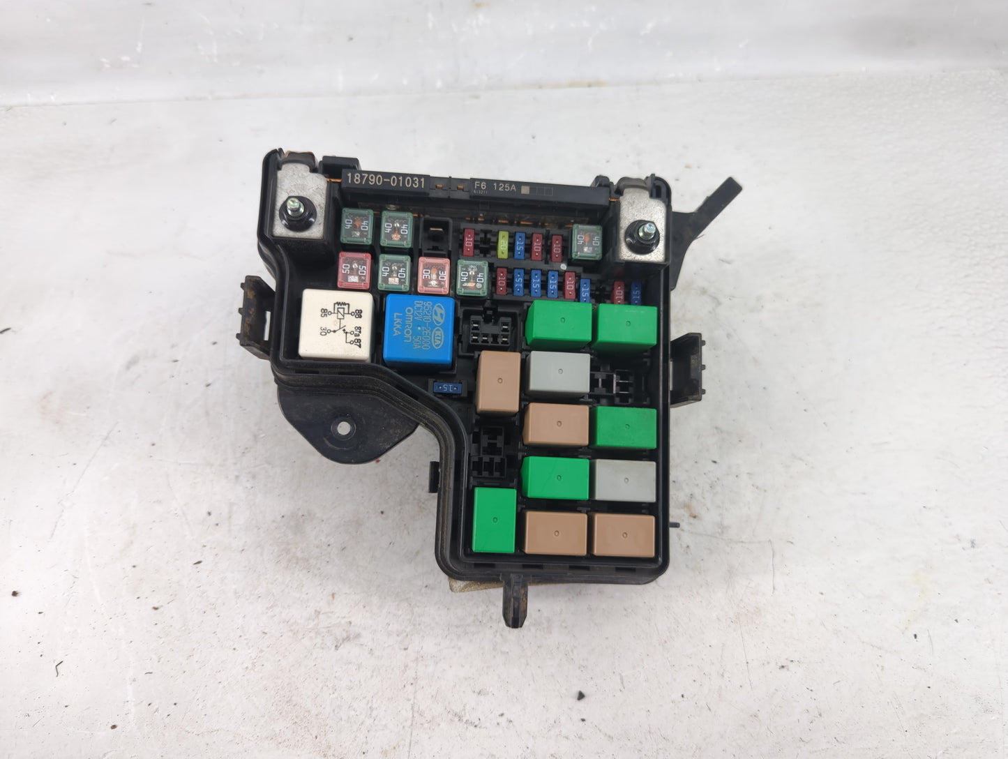 2016-2017 Hyundai Veloster Fusebox Fuse Box Panel Relay Module P/N:91941-2V420 Fits Fits 2016 2017 OEM Used Auto Parts - Oem