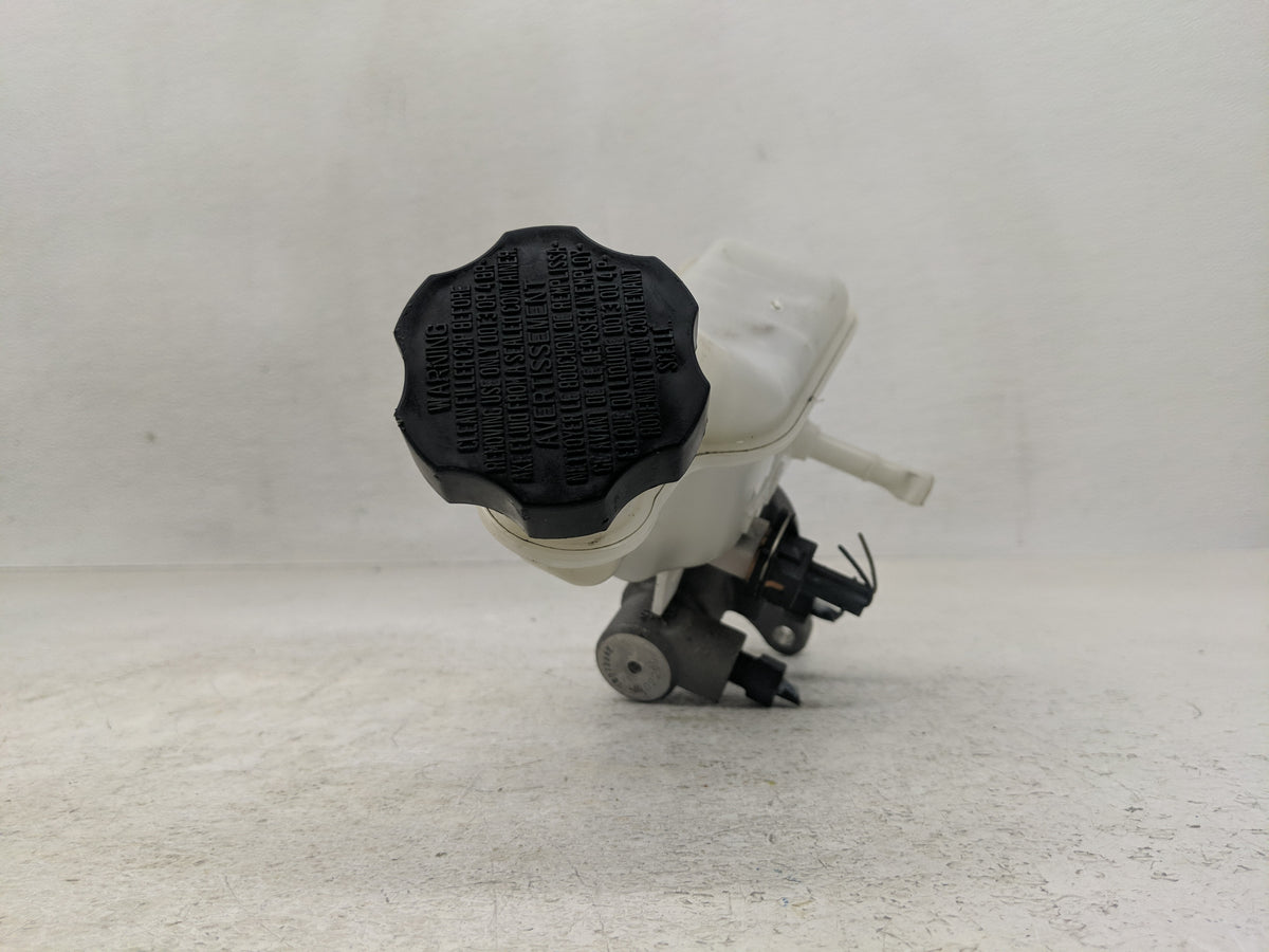 2012-2017 Hyundai Veloster Brake Master Cylinder 1301903 - Oemusedautoparts1.com
