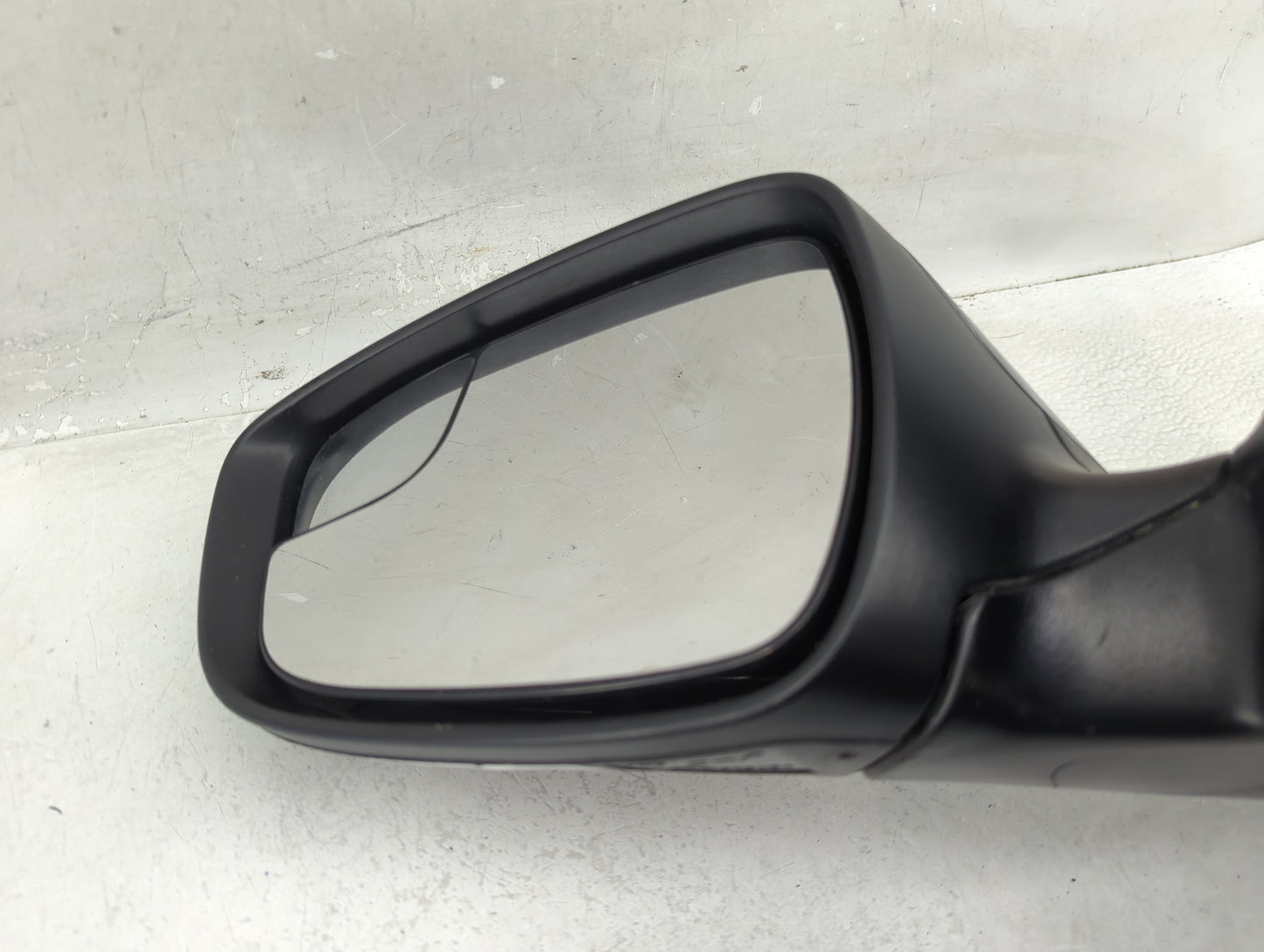 2014-2017 Hyundai Veloster Driver Side View Mirror - Left Door Mirror OEM Used - Oemusedautoparts1.com