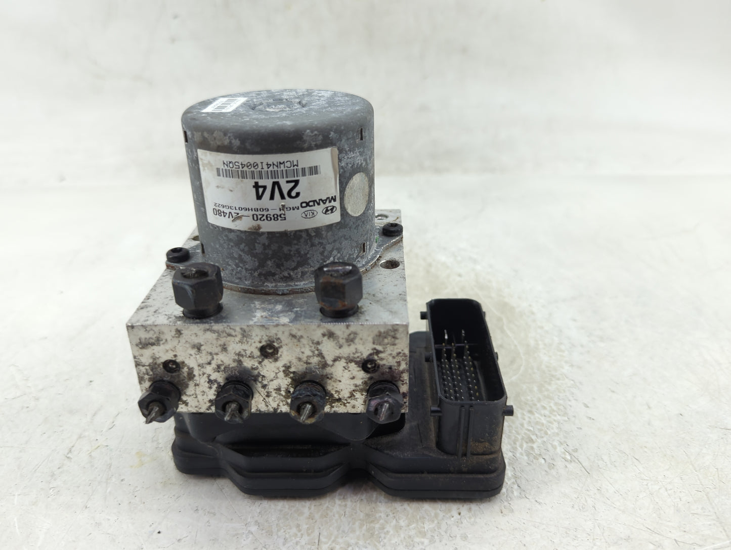 2015-2017 Hyundai Veloster ABS Pump Control Module Replacement P/N:58920-2V480 Fits Fits 2015 2016 2017 OEM Used Auto Parts 