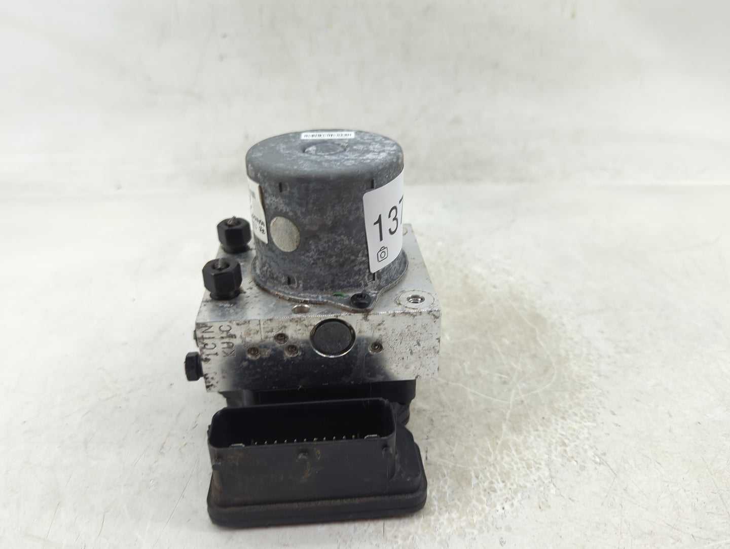 2015-2017 Hyundai Veloster ABS Pump Control Module Replacement P/N:58920-2V480 Fits Fits 2015 2016 2017 OEM Used Auto Parts 