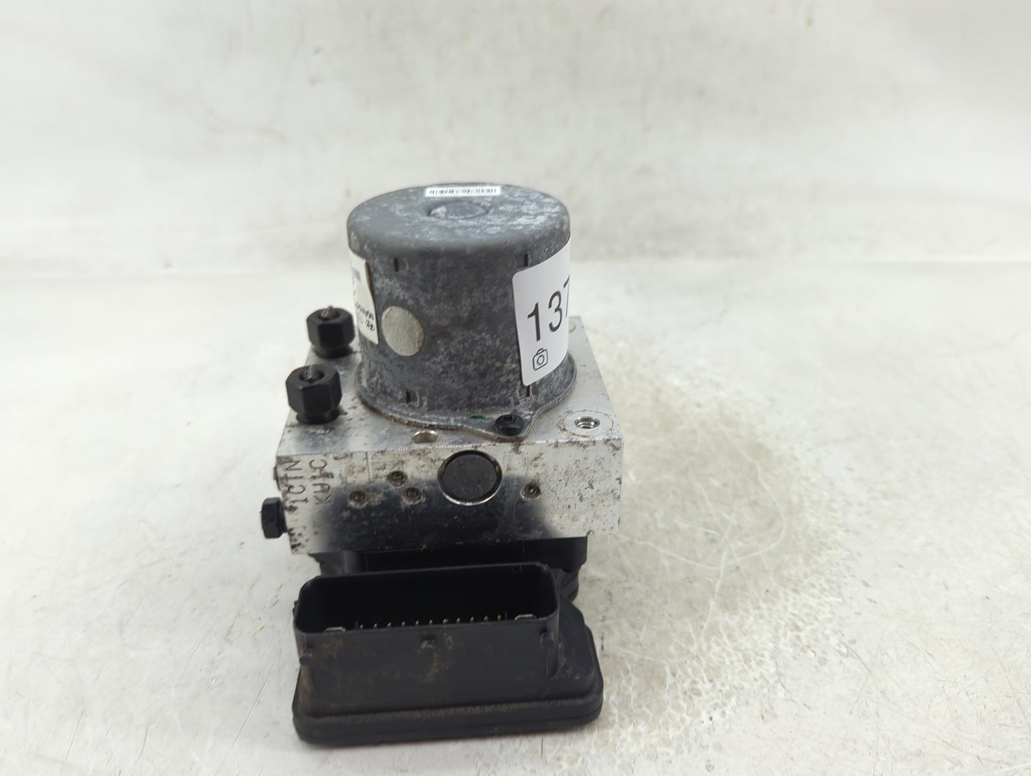 2015-2017 Hyundai Veloster ABS Pump Control Module Replacement P/N:58920-2V480 Fits Fits 2015 2016 2017 OEM Used Auto Parts 